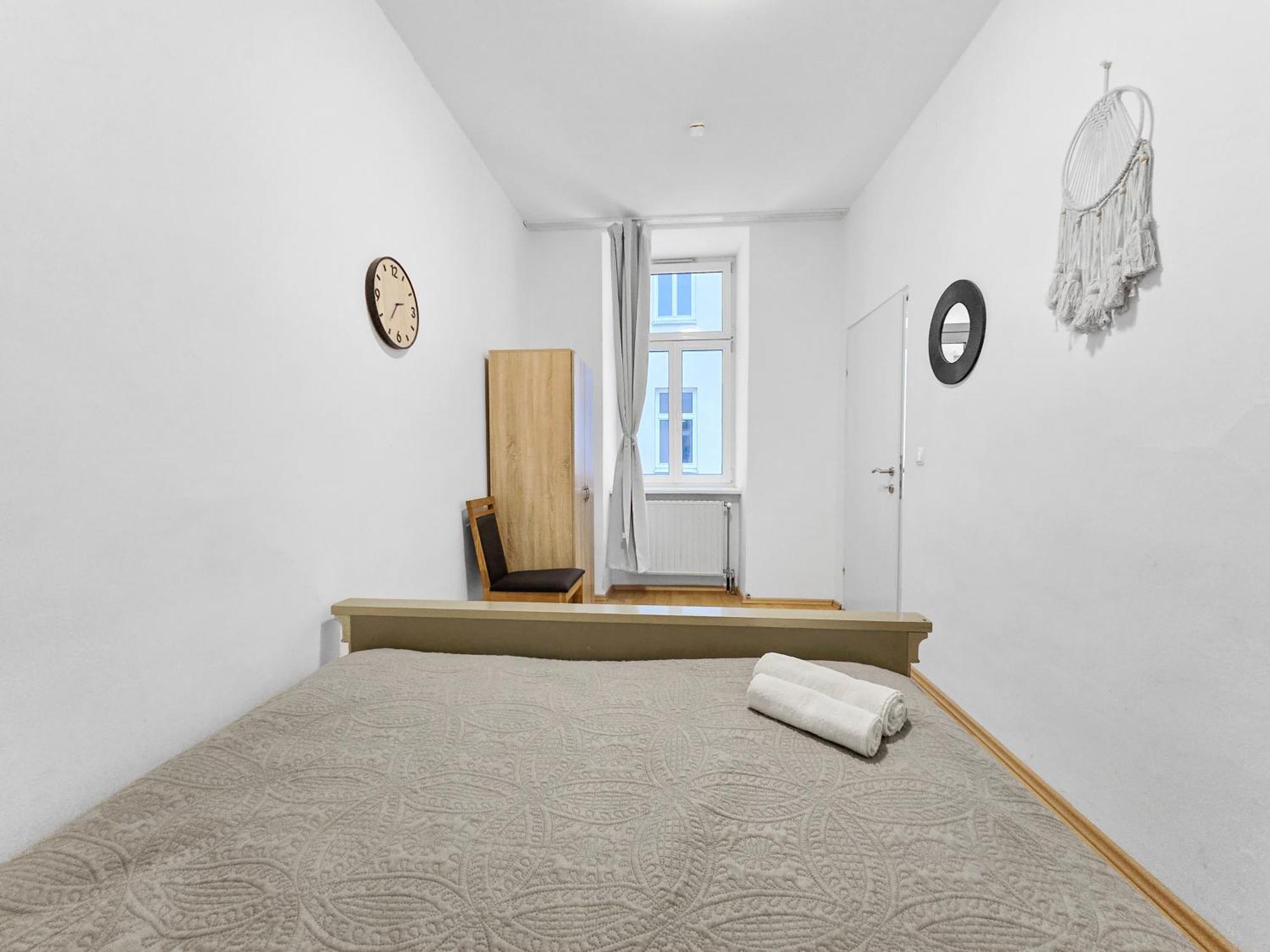 וינה Three King-Size Beds, Three Bedrooms מראה חיצוני תמונה